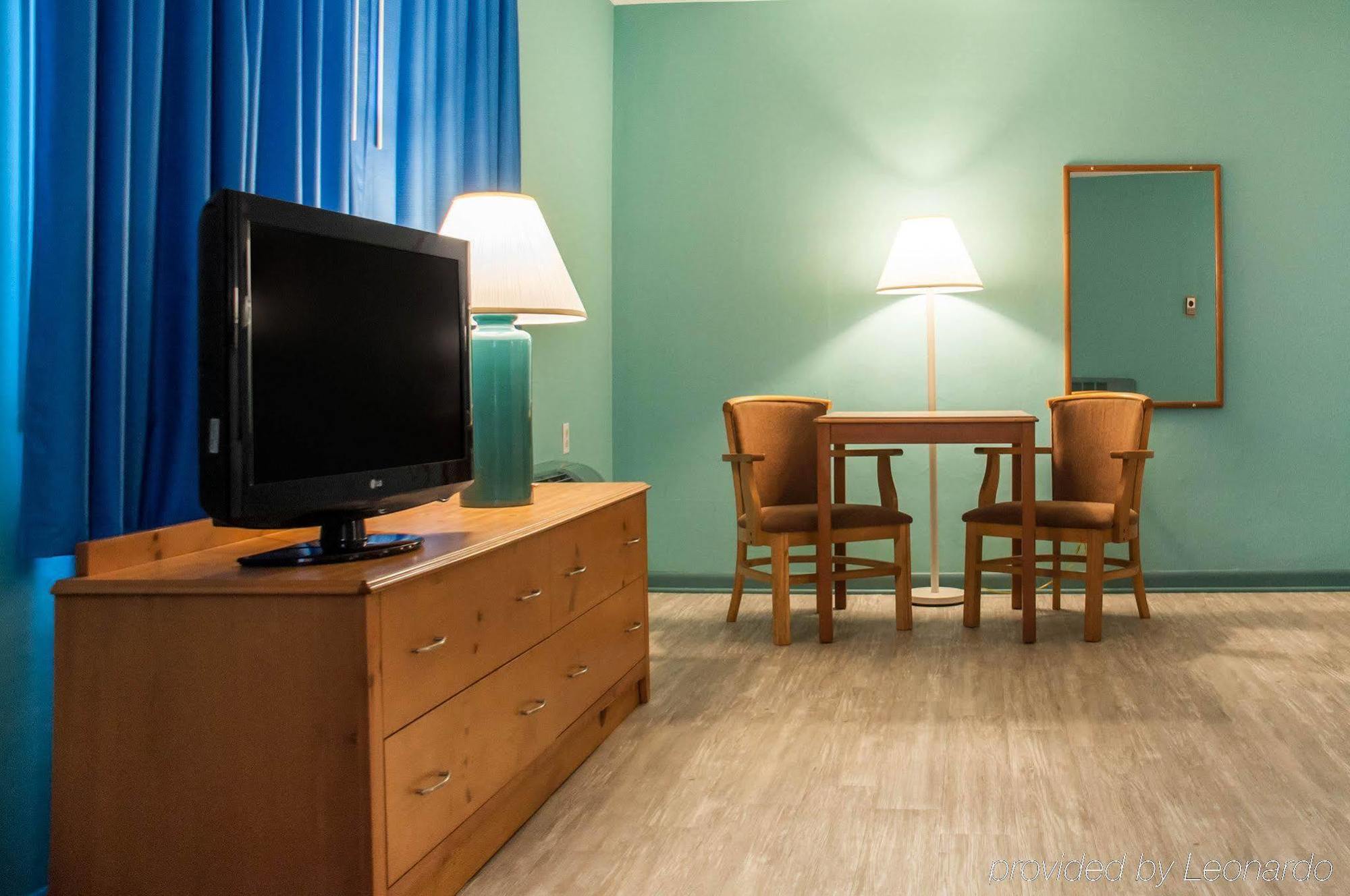 Econo Lodge Buffalo South Blasdell Экстерьер фото