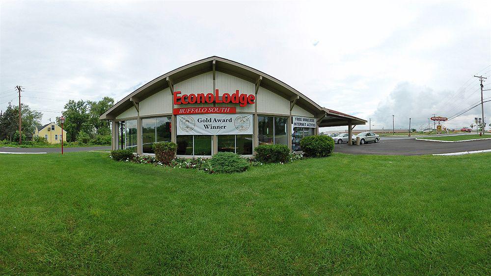 Econo Lodge Buffalo South Blasdell Экстерьер фото